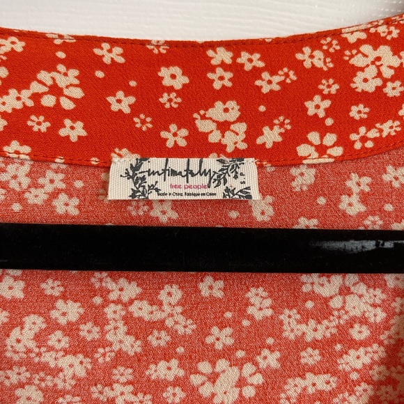 FREE PEOPLE - SHE'S DITSY RUFFLE SLEEVE BODYSUIT - ORANGE - Picture 6 of 10